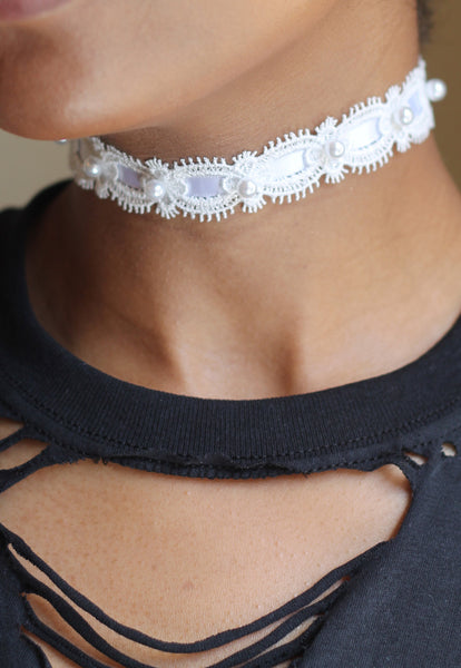 Lace and Faux Pearl Choker